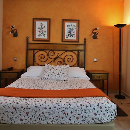 Posada Del Camino Real Torrelaguna Екстер'єр фото