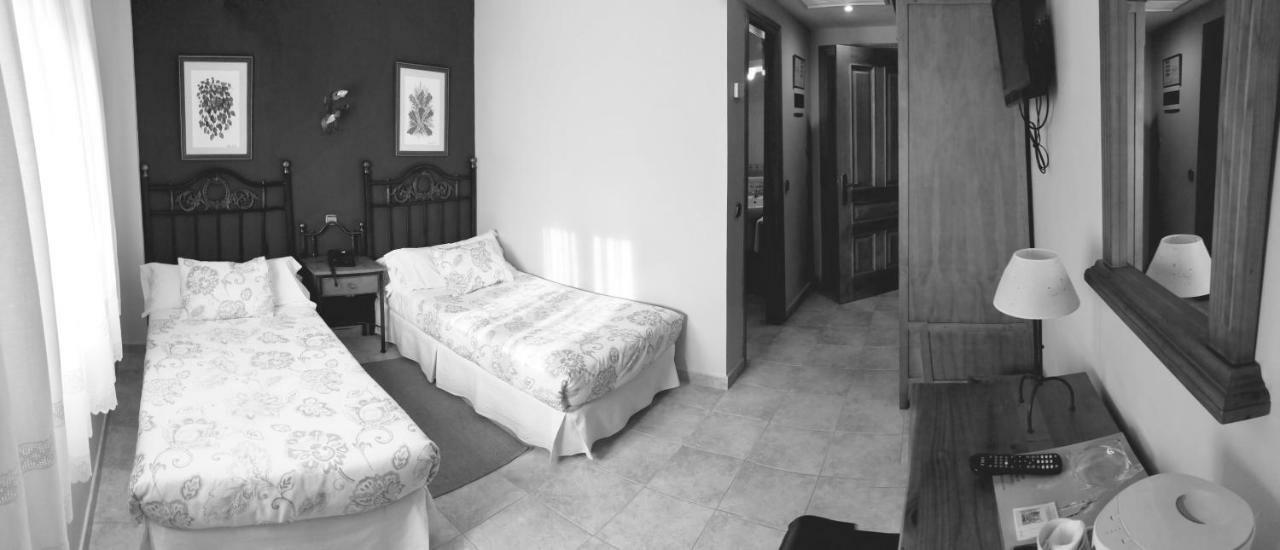 Posada Del Camino Real Torrelaguna Екстер'єр фото
