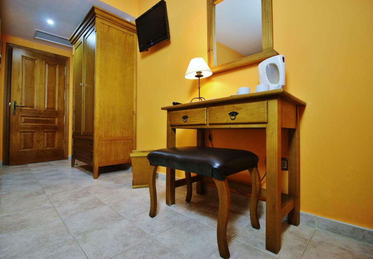 Posada Del Camino Real Torrelaguna Екстер'єр фото